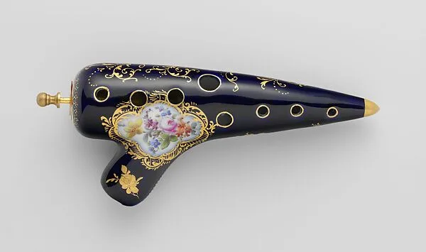 Ocarina — Sächsische Ofen- und Porzellanfabrik Meissen (former Teichert Werke).
