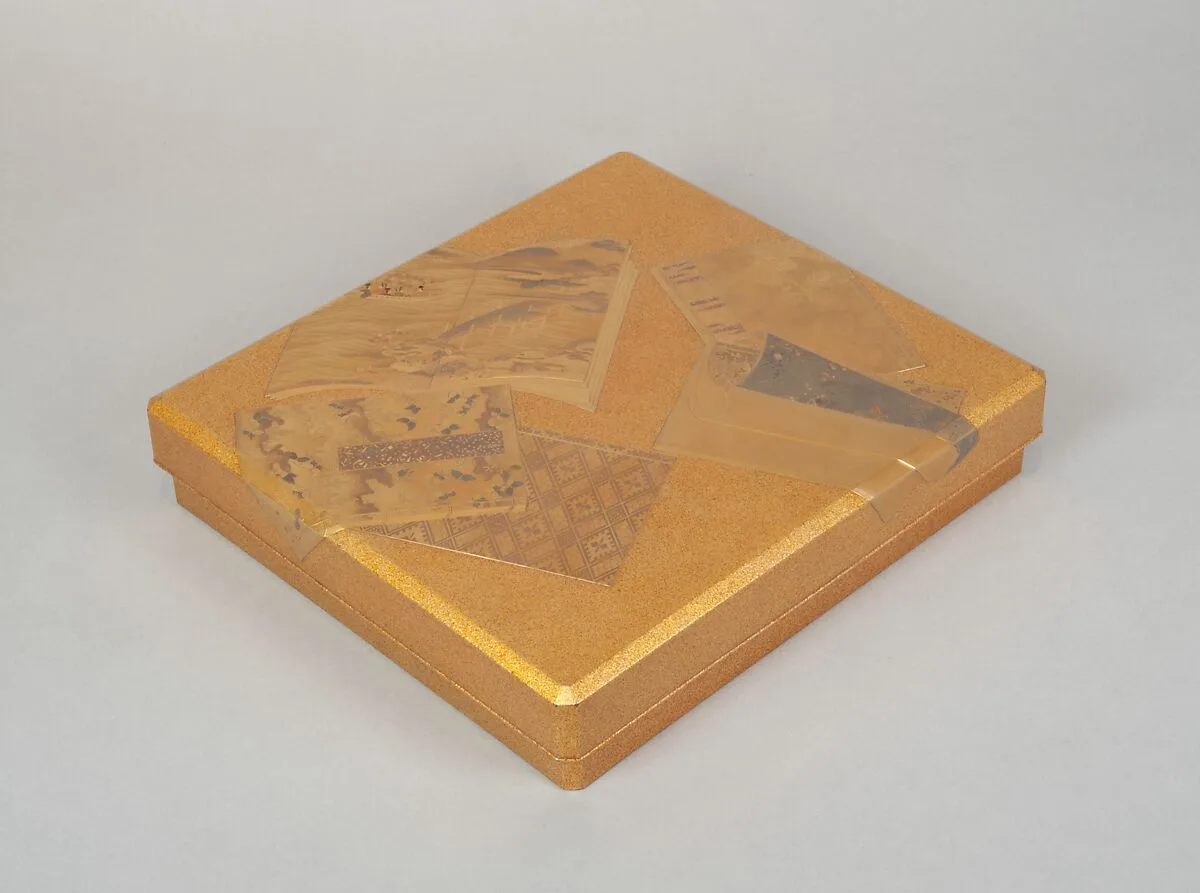 絵本散し蒔絵硯箱|Writing Box with Illustrated Books — Unknown