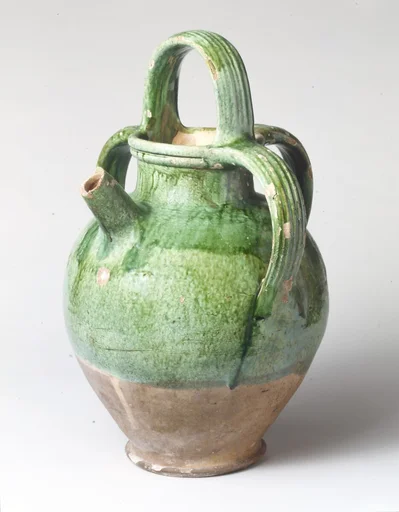 Water jar with spout (vase à bec)