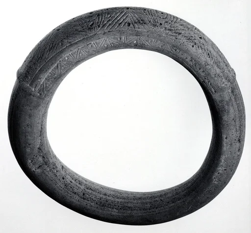 Yoke