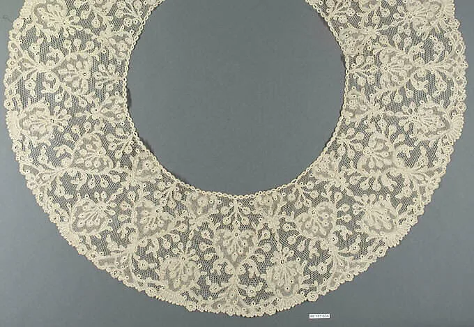 Collar — Unknown