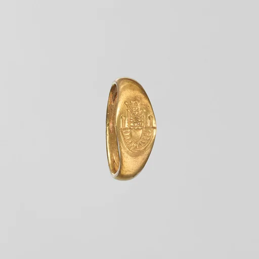 Gold ring with representation of the temple of Aphrodite at Paphos
