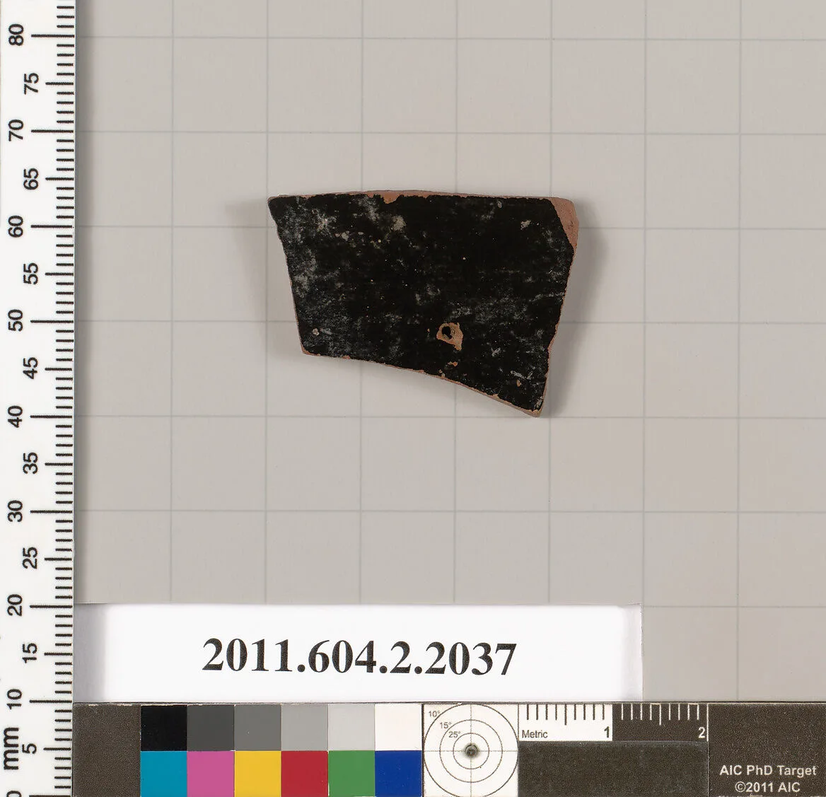 Terracotta fragment of a pot; glazed on the inside — Unknown