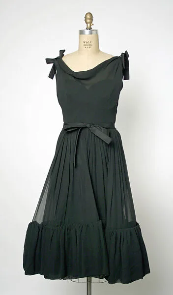 Evening dress — House of Balenciaga|Cristobal Balenciaga