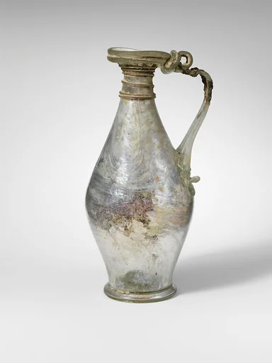 Glass jug