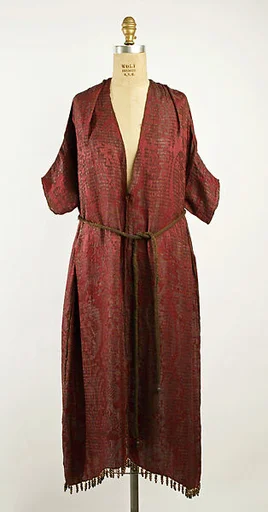 Tea gown