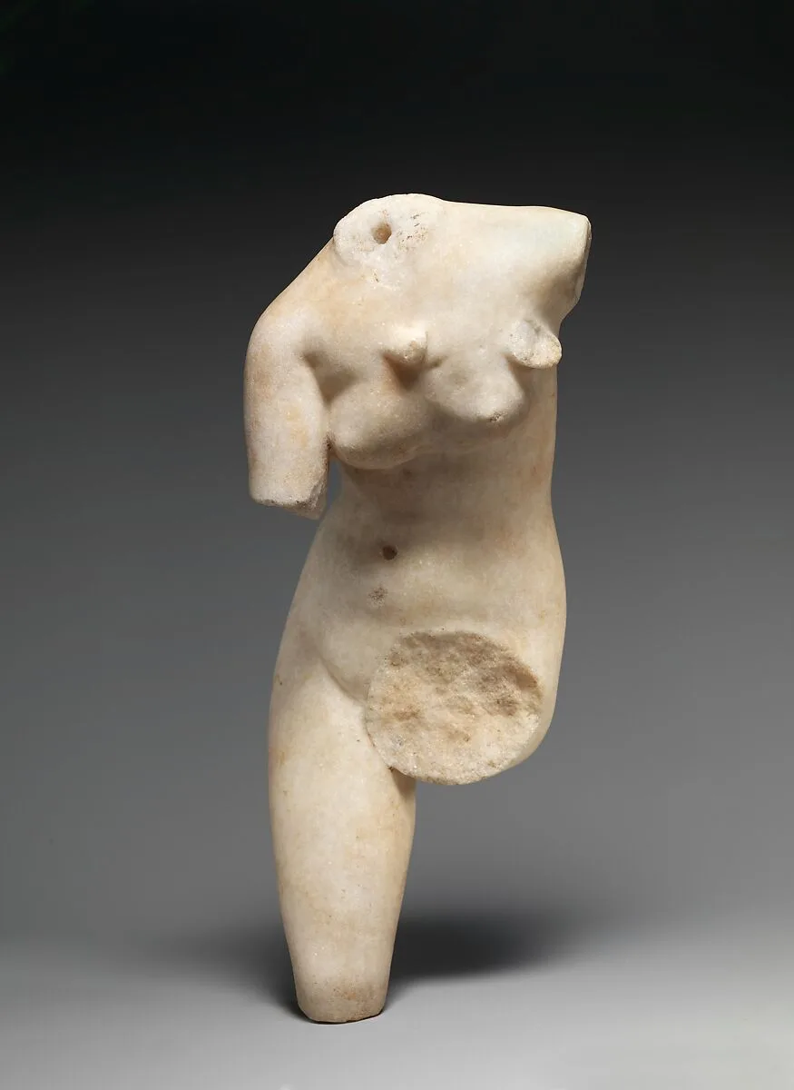Marble statue of Aphrodite loosening her sandal — Unknown
