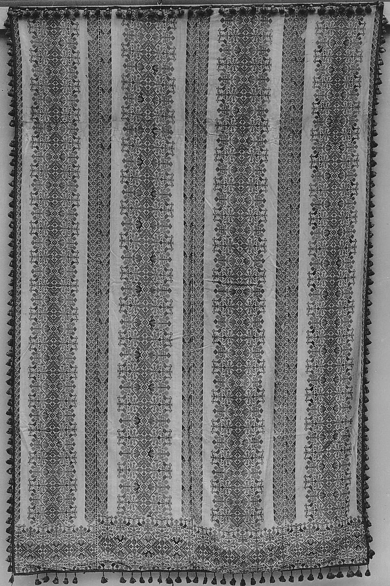 Bed curtain — Unknown