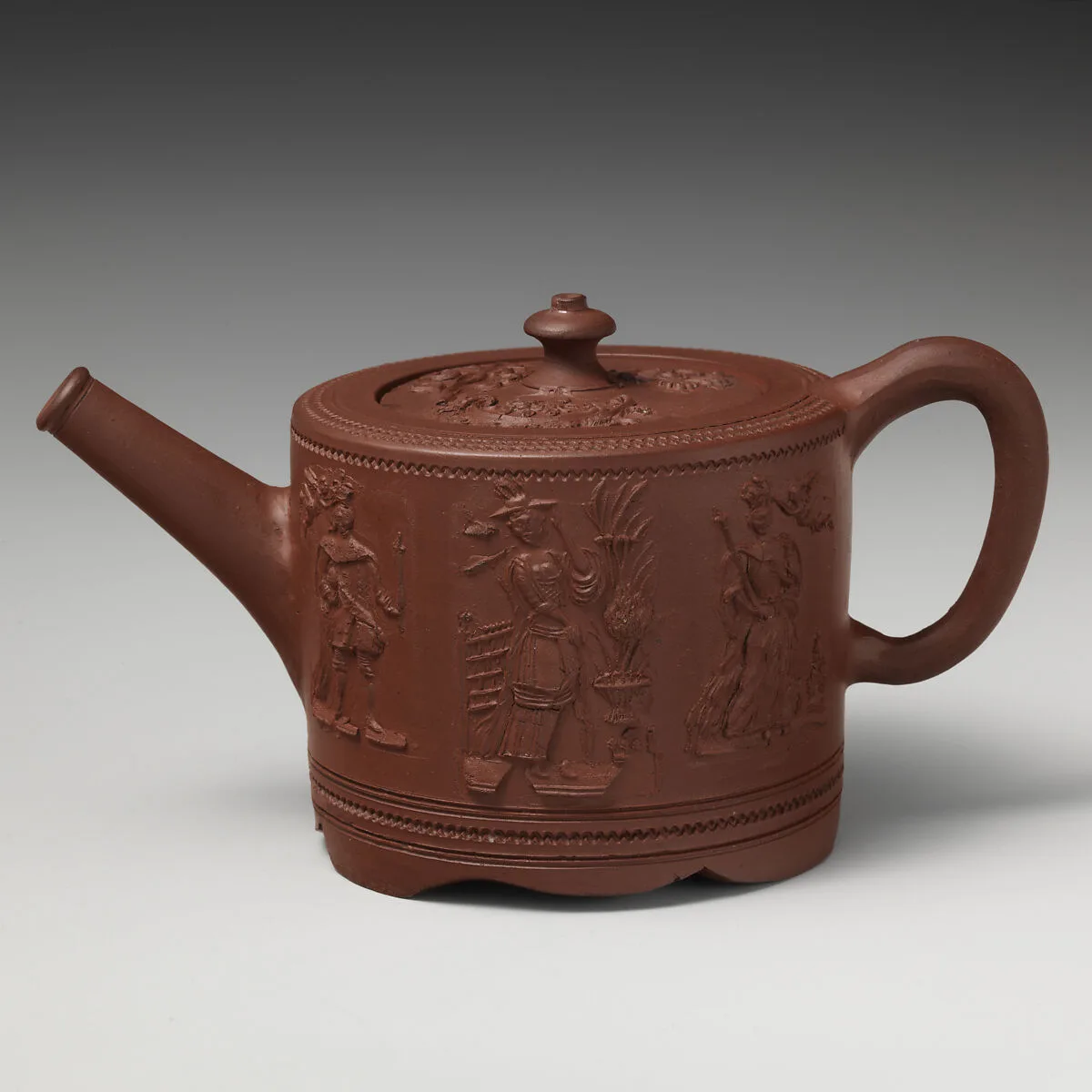 Teapot with King George III (1738–1820) and Queen Charlotte (1744–1818) — Unknown
