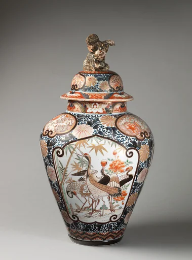 Baluster-shaped vase (part of an assembled garniture)