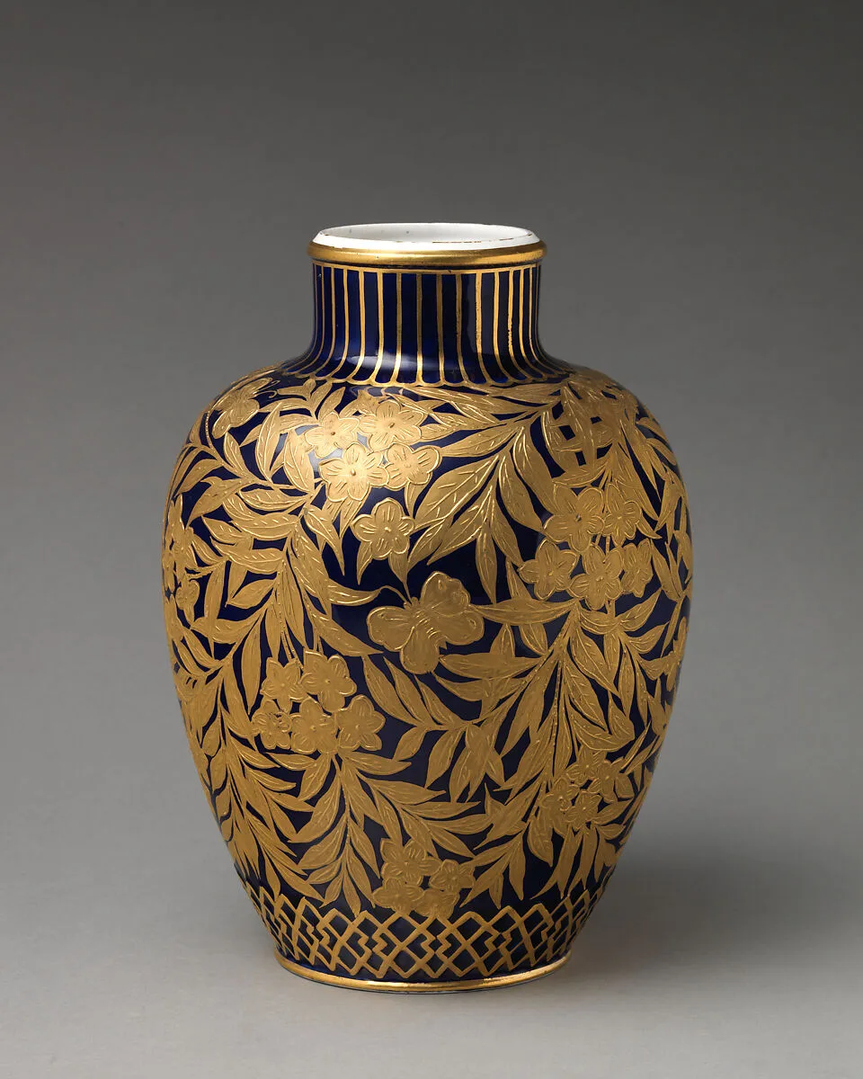 Vase — Crown Derby