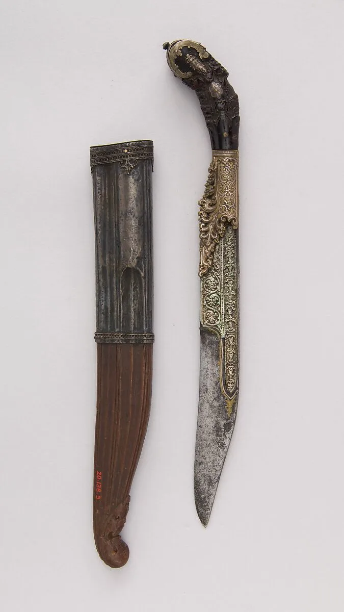 Knife (Piha Kaetta) with Sheath — Unknown