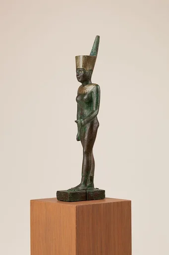 Statuette, Neith