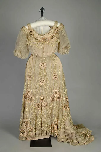 Evening dress