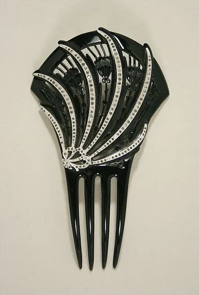 Comb — Unknown