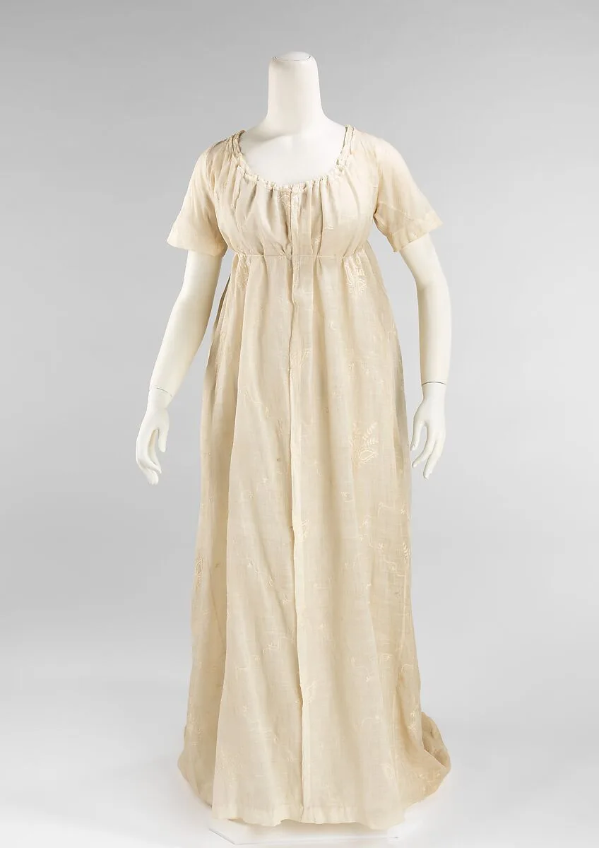 Evening dress — Unknown