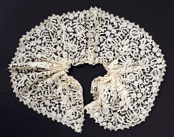 Collar — Unknown