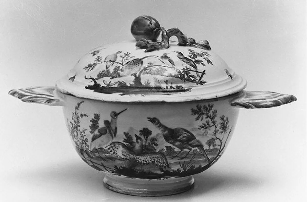Bowl with cover — Sceaux