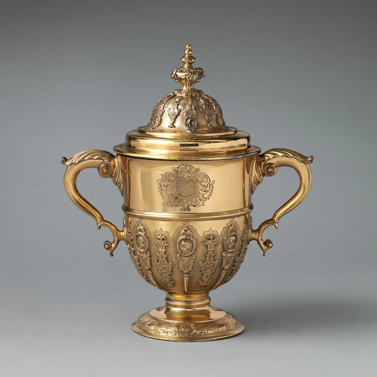 Two-handled cup with cover — Unknown