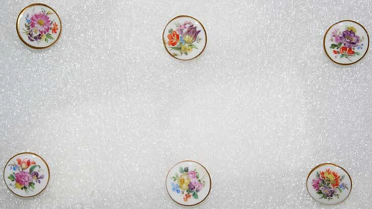 Button — Unknown