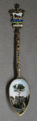 Souvenir spoon with view of the Roman Colosseum