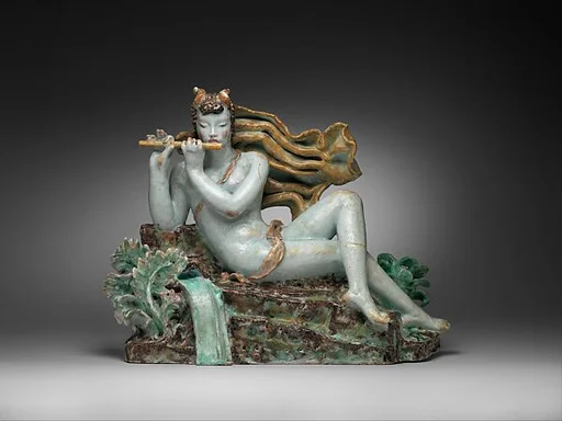Statuette