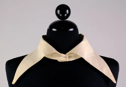 Collar