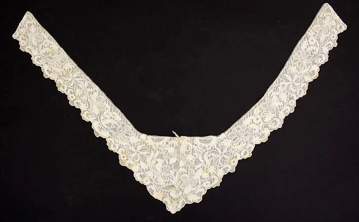 Collar — Unknown