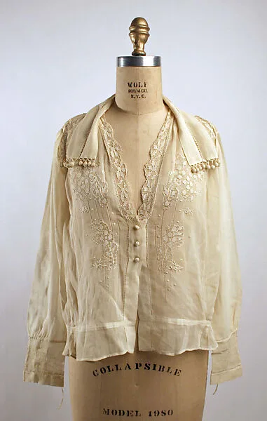 Blouse — Unknown