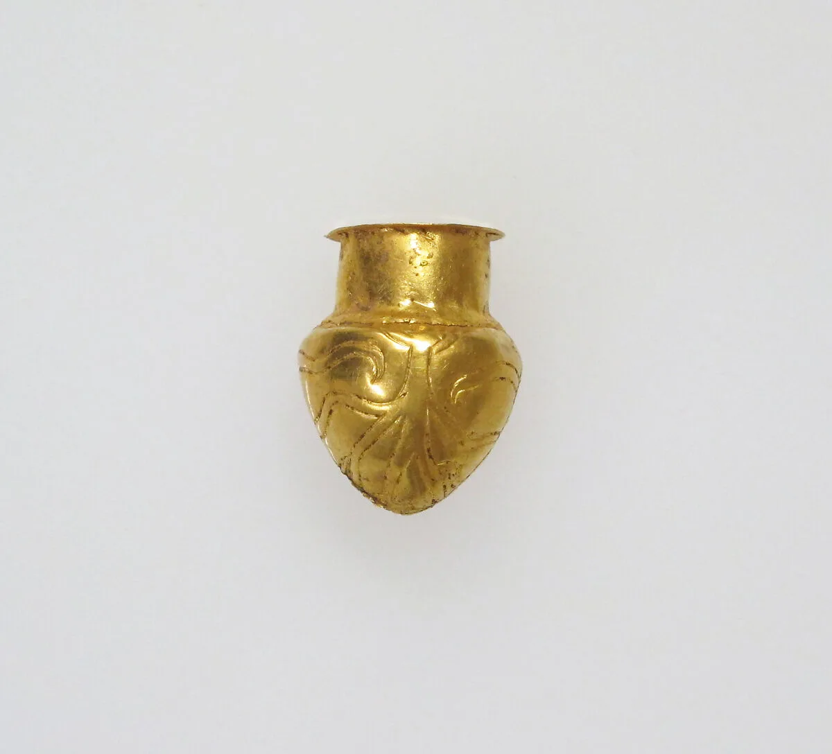 Rattle in the form of a vessel — Unknown
