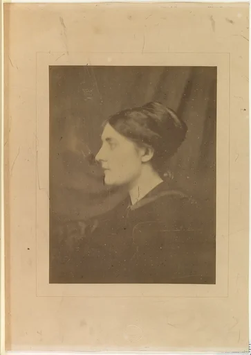 [Unidentified Woman in Profile]