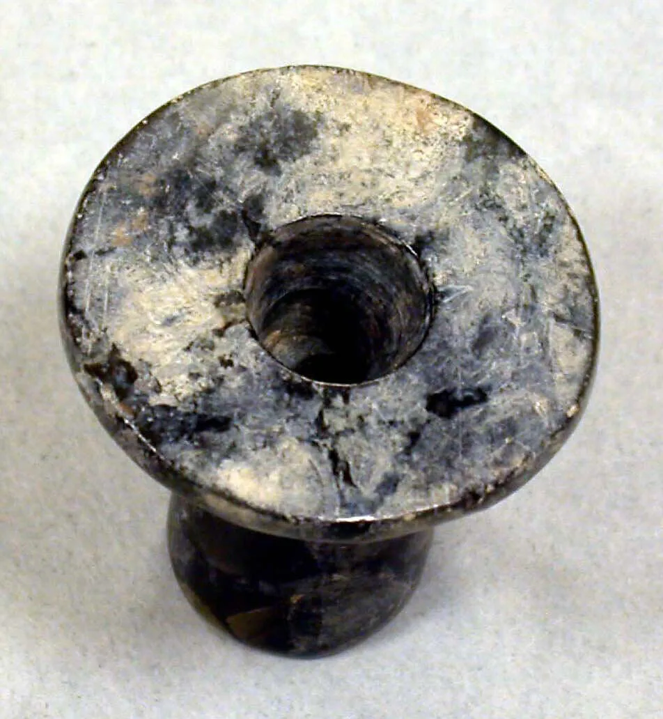 Stone Earflare — Unknown