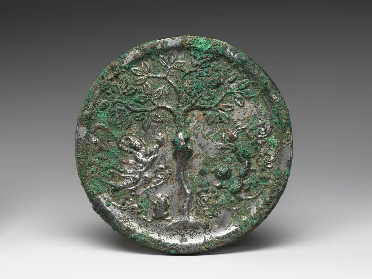 唐 青銅月宮鏡|Mirror with moon goddess and rabbit — Unknown