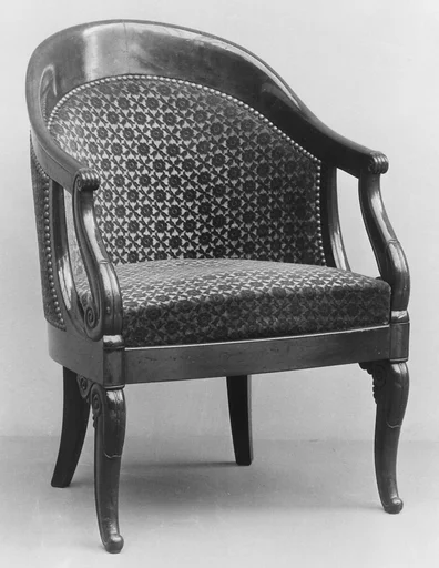 Armchair (bergère en gondole)