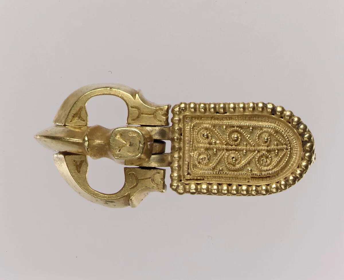 Gold Belt Buckle and Gold Strap End — Unknown
