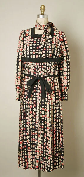 Ensemble — Emanuel Ungaro