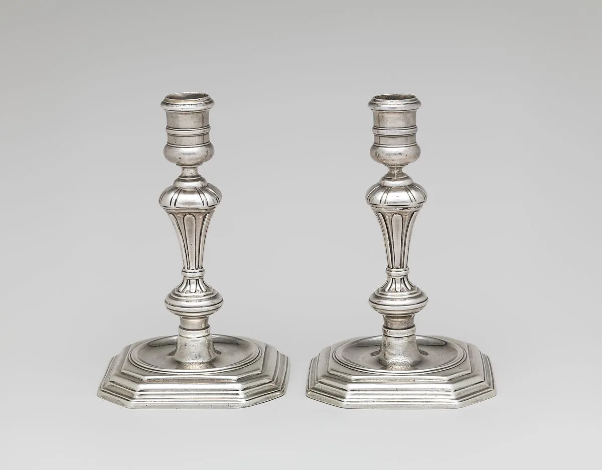Pair of candlesticks — David Willaume I