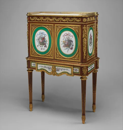 Drop-front desk (secrétaire à abattant or secrétaire en cabinet)