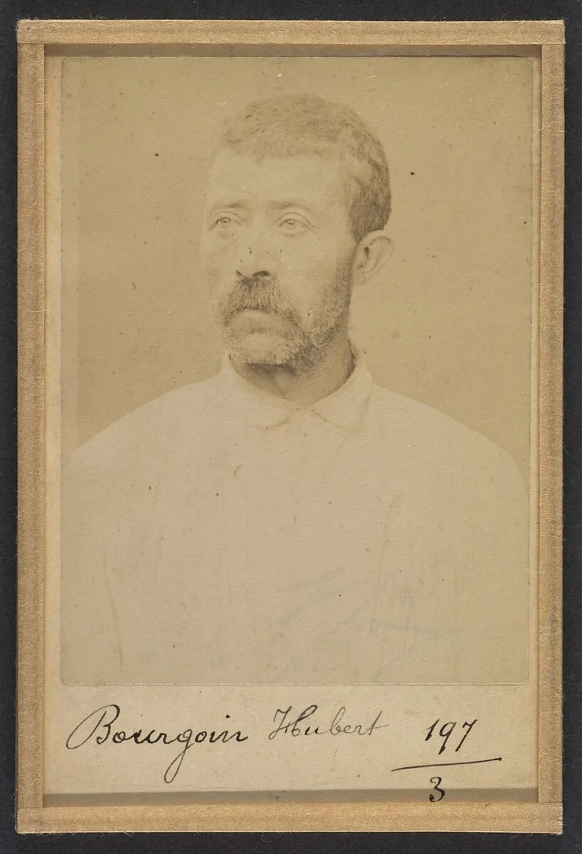 Bourguoin. Hubert, Jules. 51 ans, né le 17/8/42 à Jelles (Seine & Marne). Maçon. Anarchiste. 2/7/94. — Alphonse Bertillon