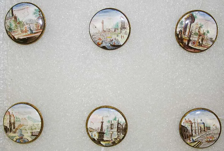 Button — Unknown