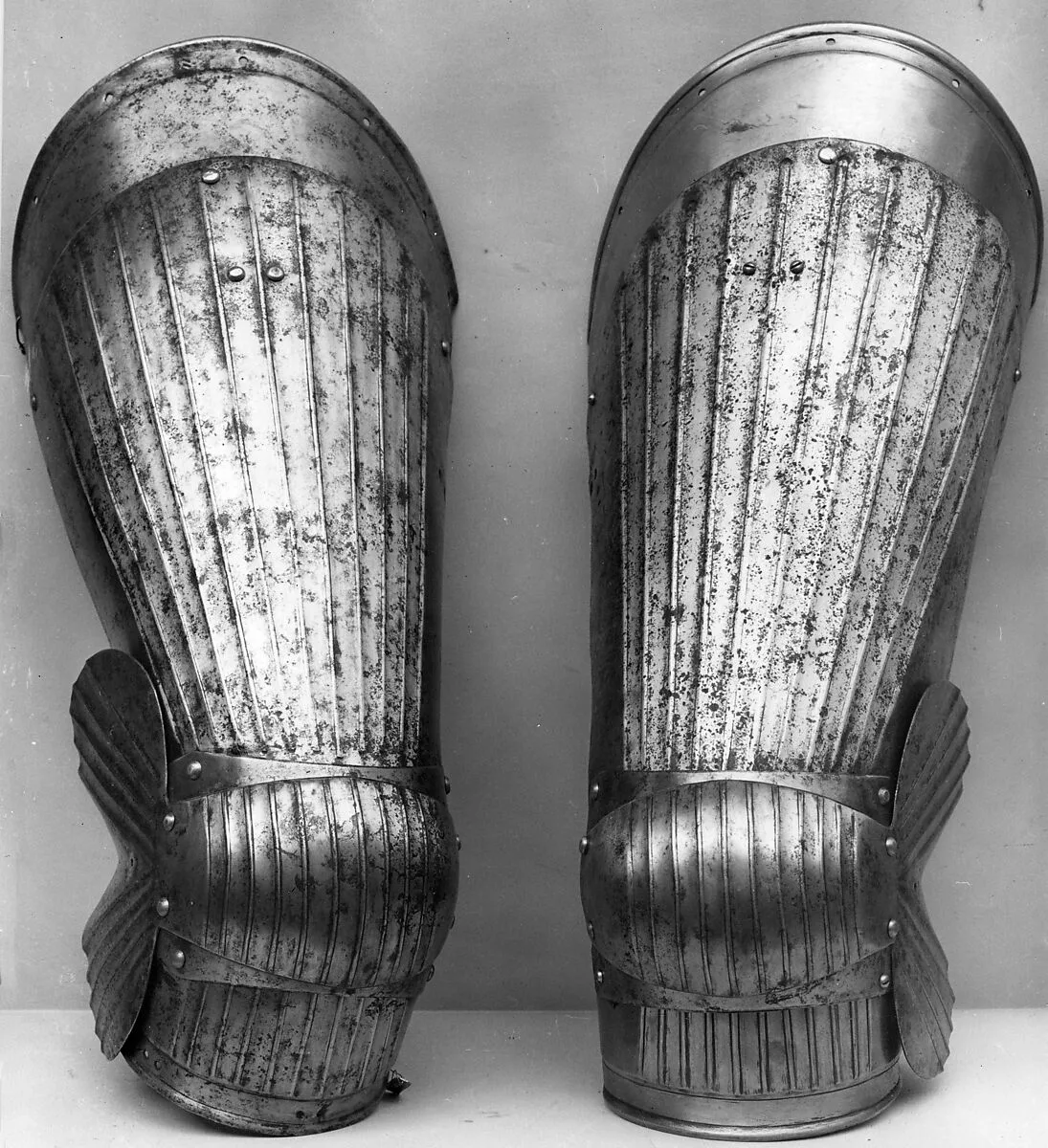 Pair of Thigh and Knee Defenses — Unknown