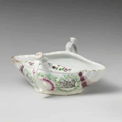 Double-handle sauceboat