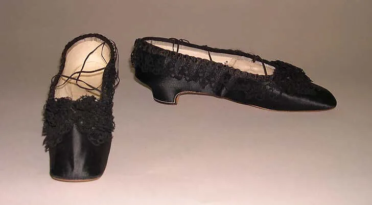 Slippers — Unknown