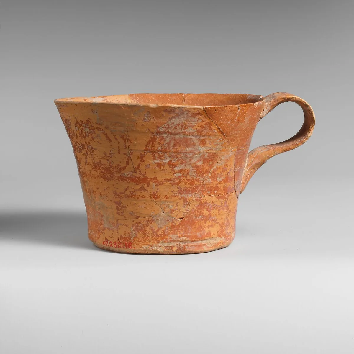 Terracotta straight-sided cup — Unknown