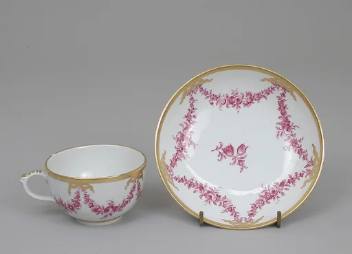 Cup