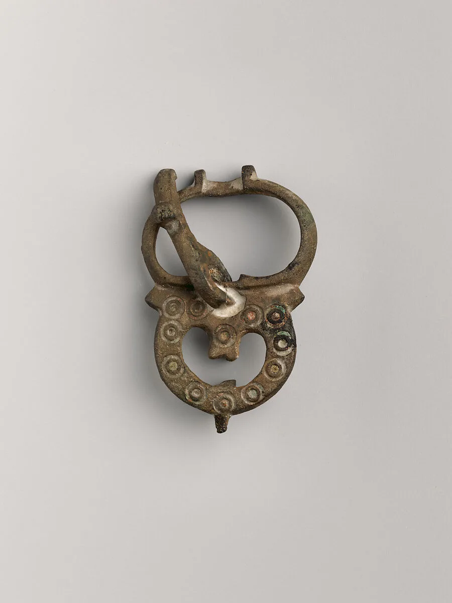 Belt buckle — Unknown