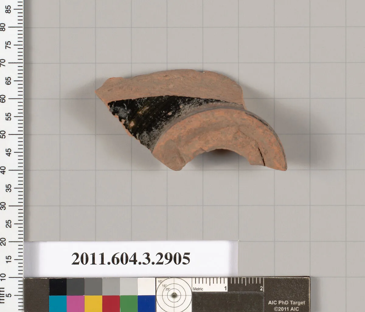 Terracotta fragment of an undetermined shape — Unknown