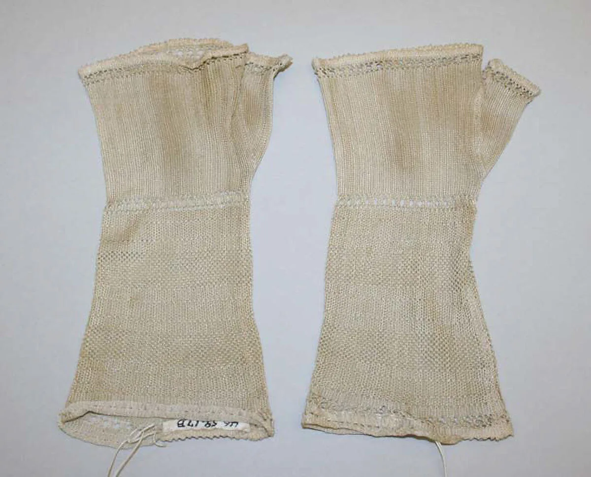 Mitts — Unknown