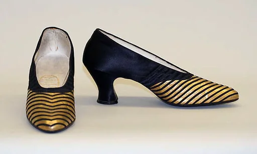 Evening pumps