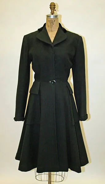 Coat — Edward Molyneux